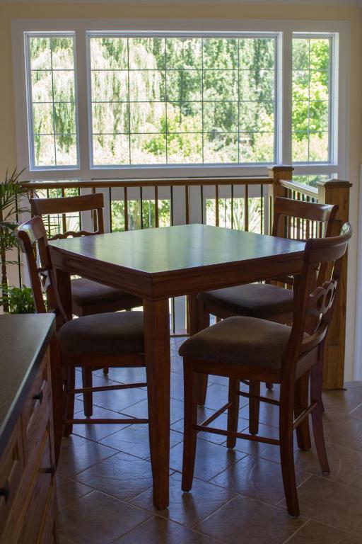 Genelle House B&B Guest House Ngoại thất bức ảnh